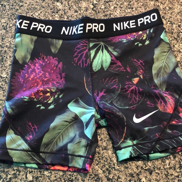 Nike Other - Tropical Nike Pro Shorts
